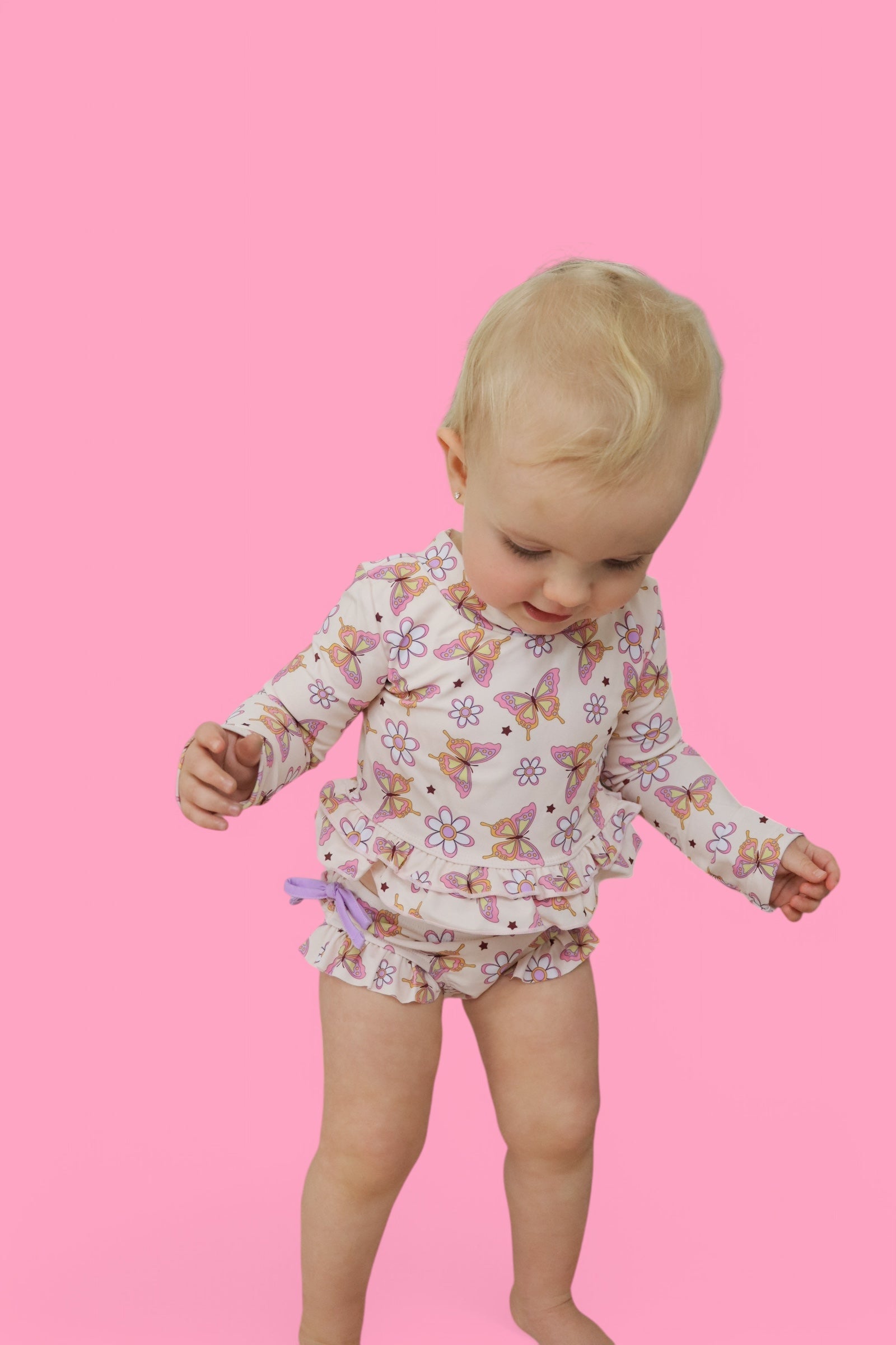 BLOSSOMIN' BUTTERFLY DREAM 2-PIECE RASH GUARD RUFFLE SWIM SUIT