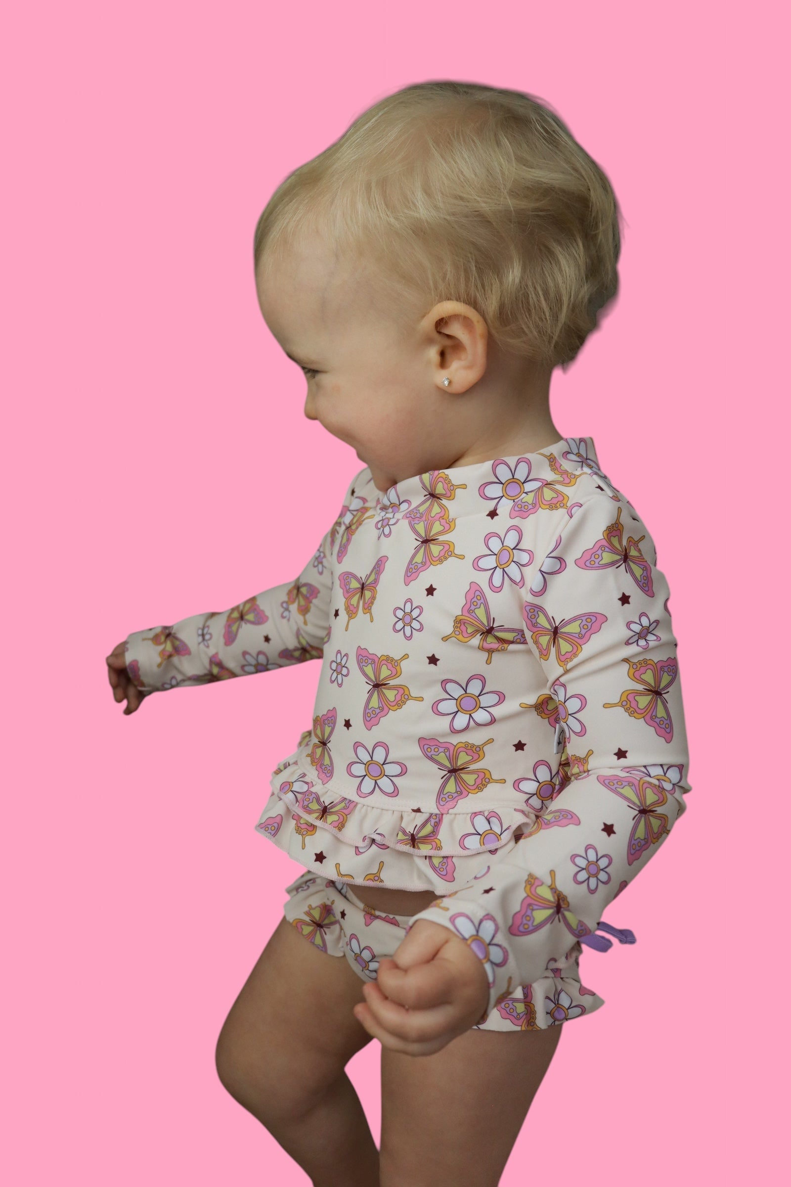BLOSSOMIN' BUTTERFLY DREAM 2-PIECE RASH GUARD RUFFLE SWIM SUIT