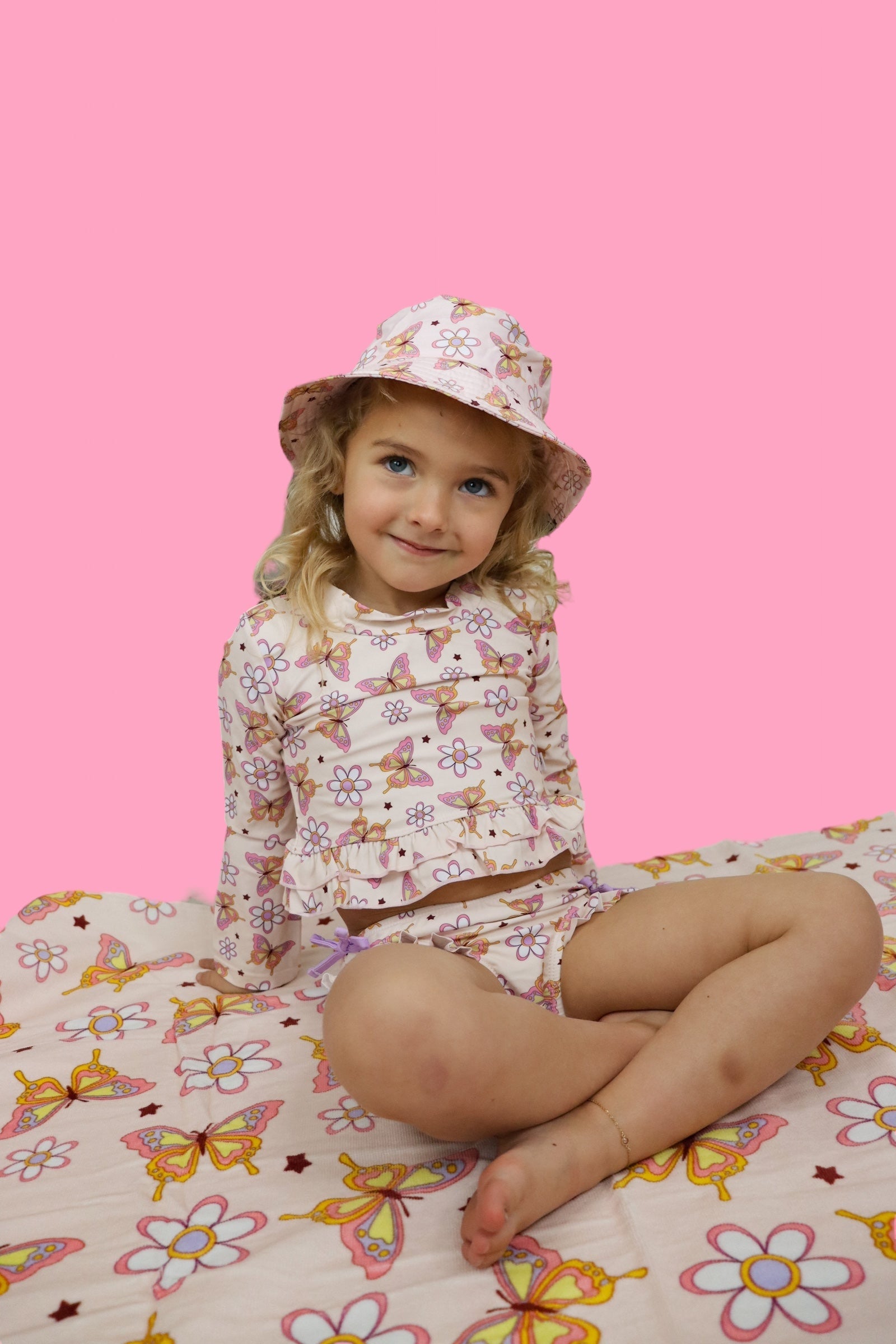 BLOSSOMIN' BUTTERFLY DREAM 2-PIECE RASH GUARD RUFFLE SWIM SUIT